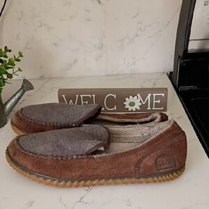 Sorel Men's Brown and Gray Slippers